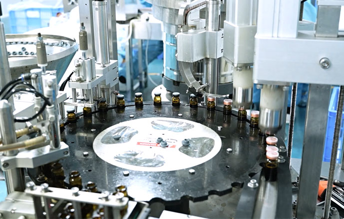 Skincare filling line for cosmetic bottles at ZD Skincare Solutions